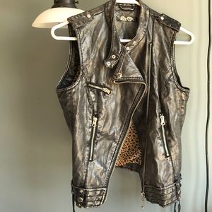 Guess leather look vest